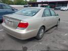 Toyota Camry Le Image 5