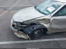 Toyota Camry Le Image 6