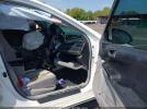 Toyota Camry Le Image 4