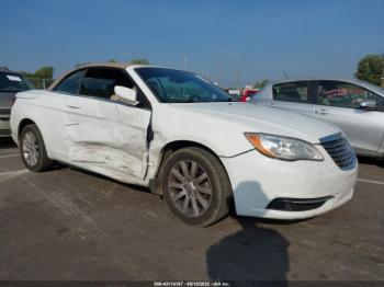  Salvage Chrysler 200