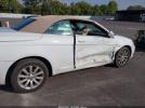 Chrysler 200 Touring Image 9