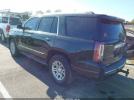 GMC Yukon Denali Image 15