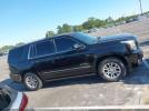 GMC Yukon Denali Image 12
