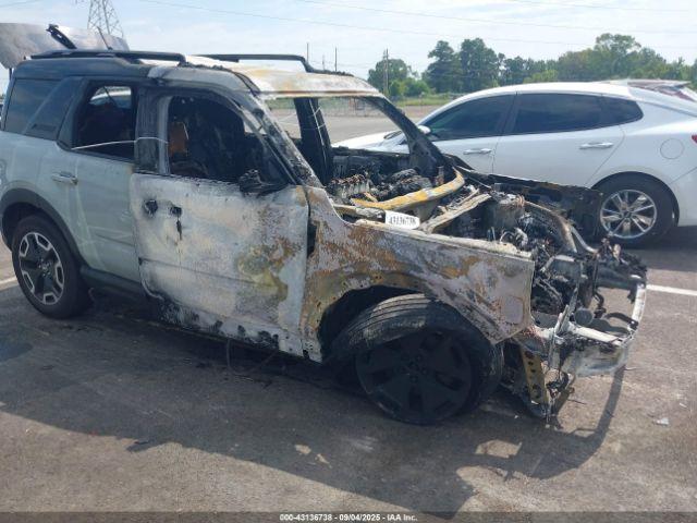  Salvage Ford Bronco