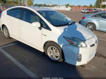  Salvage Toyota Prius