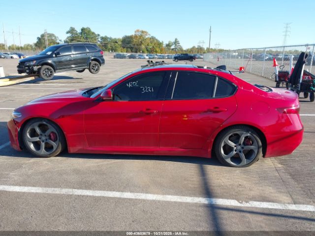 Alfa Romeo Giulia Awd Image 16