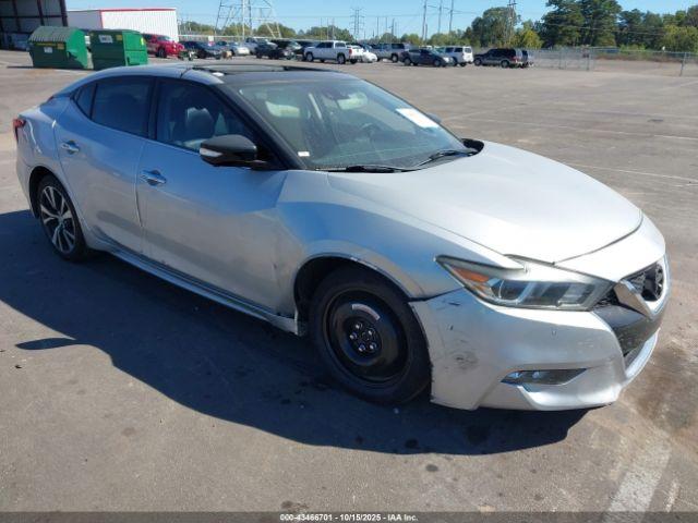  Salvage Nissan Maxima