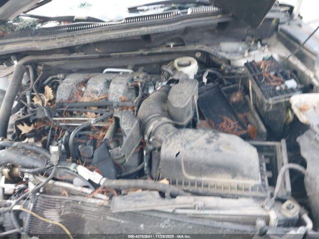 Ford Explorer Xlt Image 13