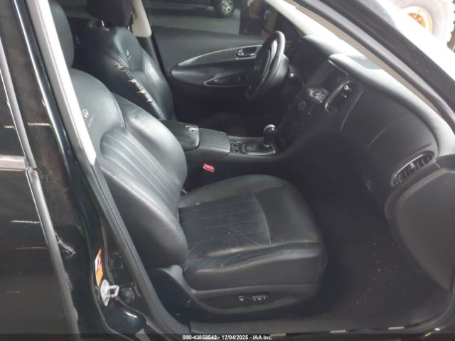 INFINITI Ex Journey Image 7