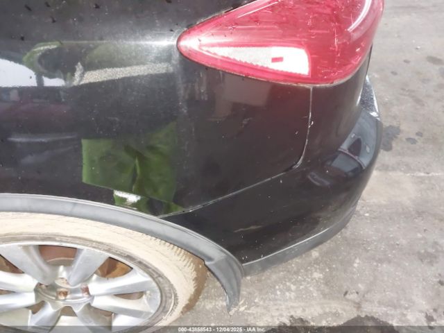 INFINITI Ex Journey Image 3