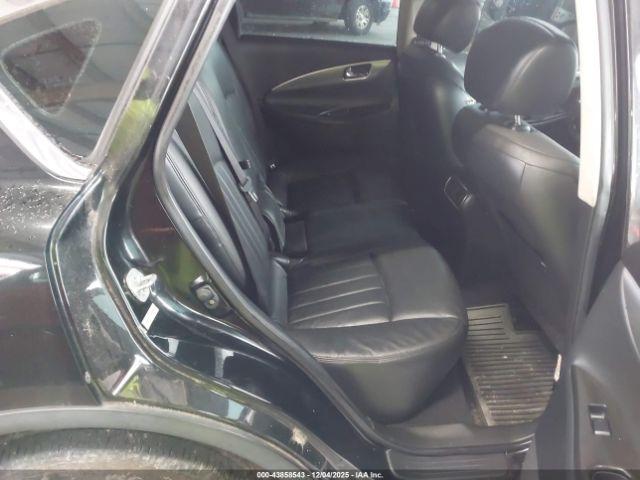 INFINITI Ex Journey Image 4