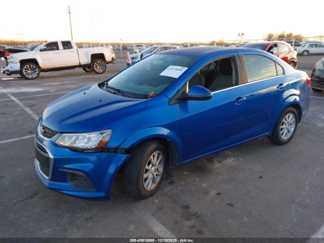 Chevrolet Sonic Lt Auto Image 9