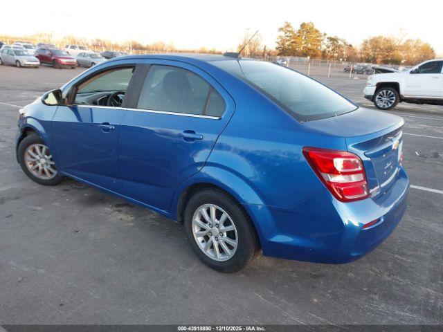 Chevrolet Sonic Lt Auto Image 2