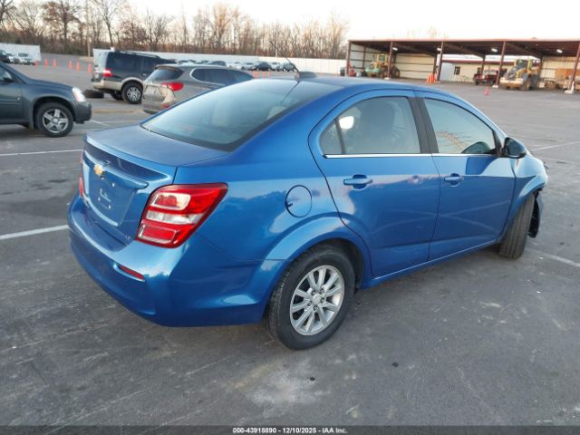 Chevrolet Sonic Lt Auto Image 11