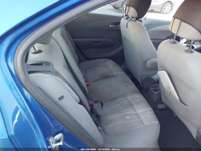 Chevrolet Sonic Lt Auto Image 4