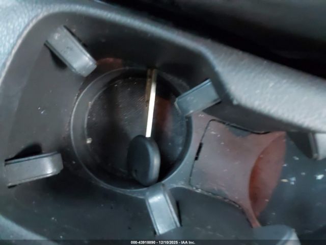 Chevrolet Sonic Lt Auto Image 5