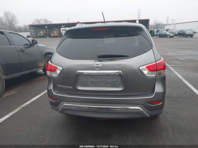 Nissan Pathfinder S Image 14