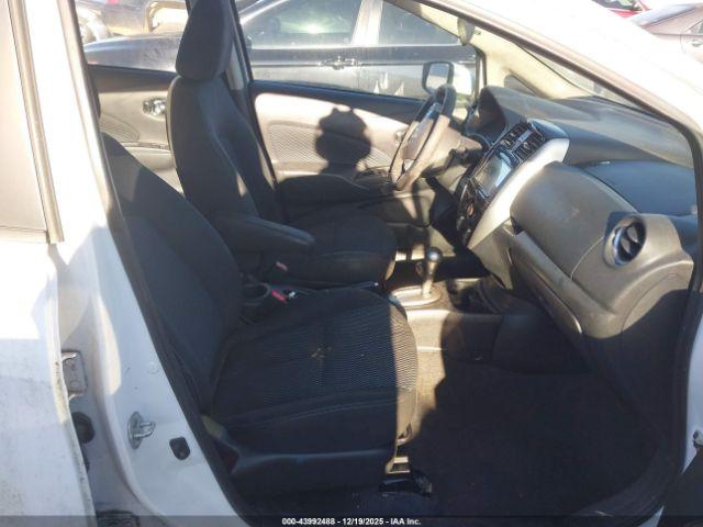 Nissan Versa Image 9