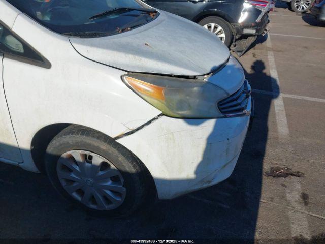 Nissan Versa Image 10