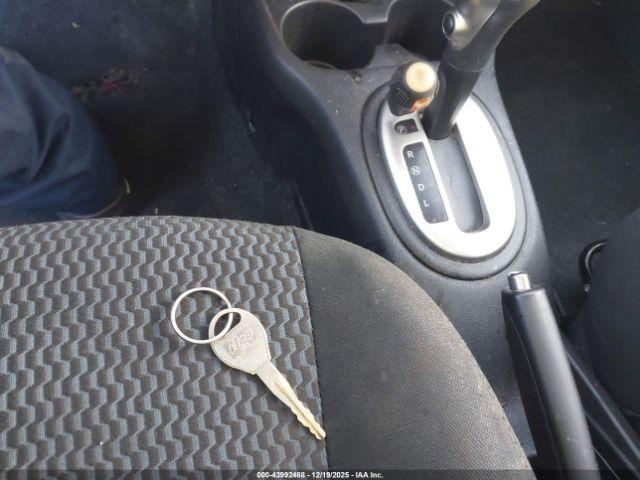 Nissan Versa Image 3