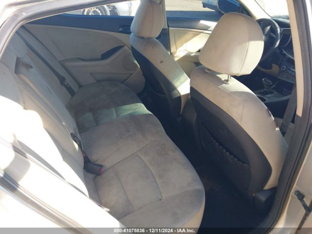 Kia Optima Lx Image 9