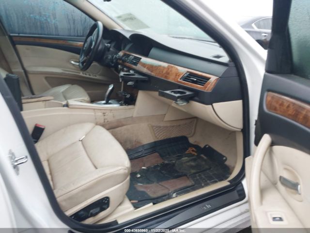 BMW 5 Series Xdrive Image 3