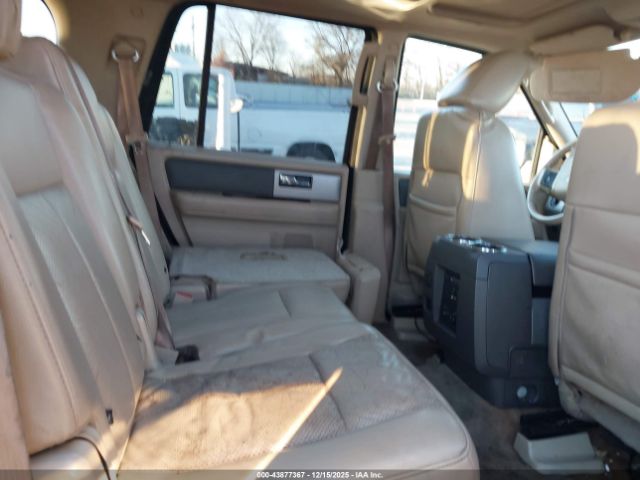 Ford Expedition Xlt Image 14