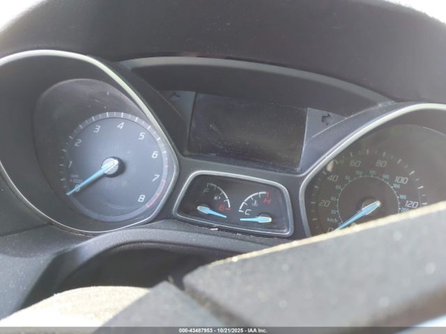 Ford Focus Se Image 9