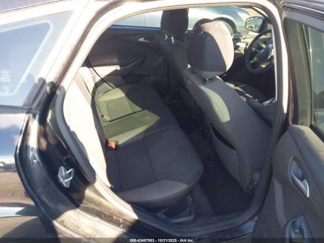 Ford Focus Se Image 4