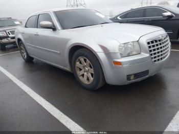  Salvage Chrysler 300