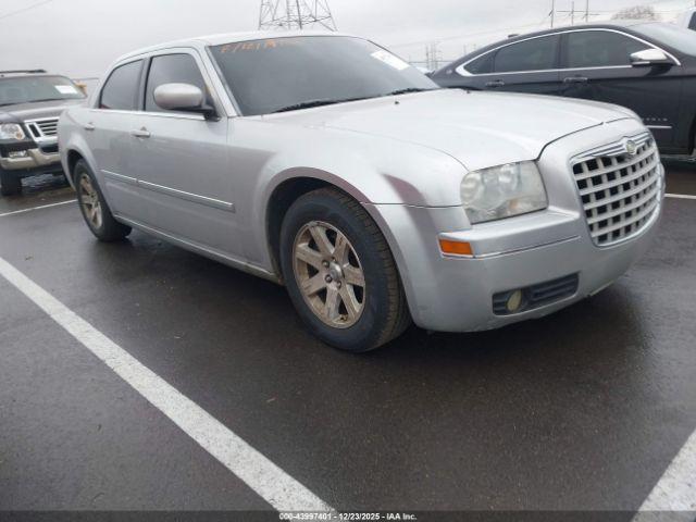  Salvage Chrysler 300