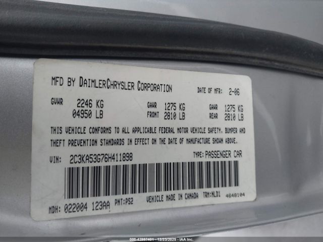 Chrysler 300 Touring Image 10