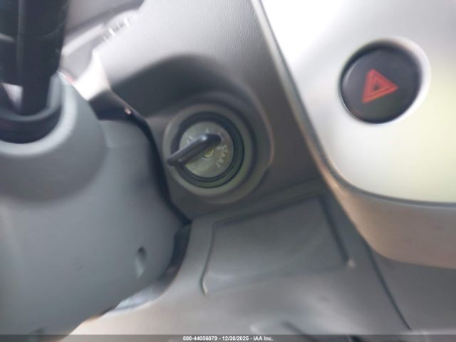 Nissan Frontier Se Image 12