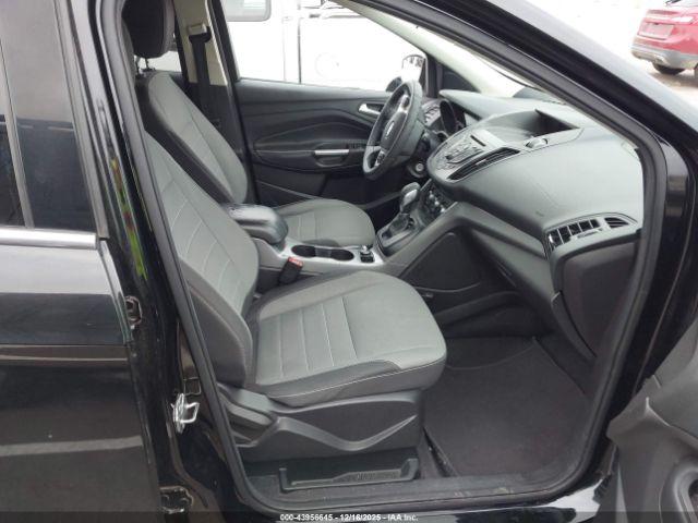Ford Escape Se Image 3