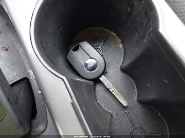 Ford Escape Se Image 8