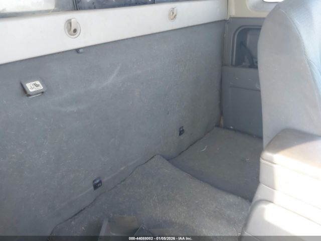 Nissan Frontier Xe-v6 Image 8