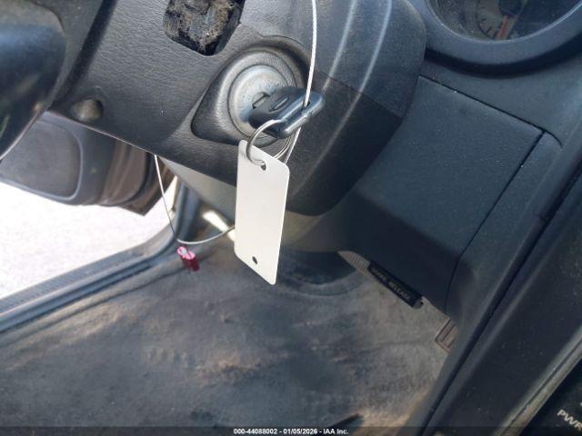 Nissan Frontier Xe-v6 Image 9