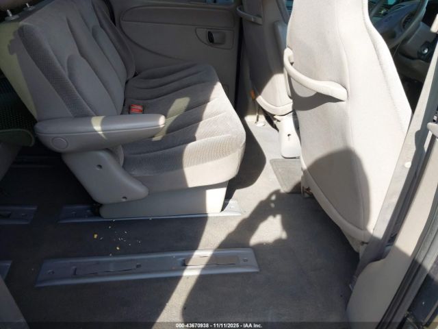 Dodge Caravan Se Image 8