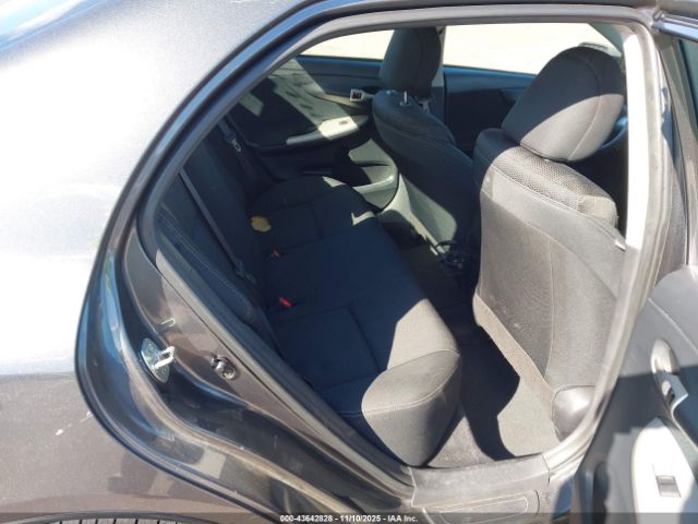 Toyota Corolla S Image 2