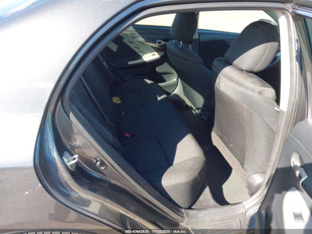 Toyota Corolla S Image 2