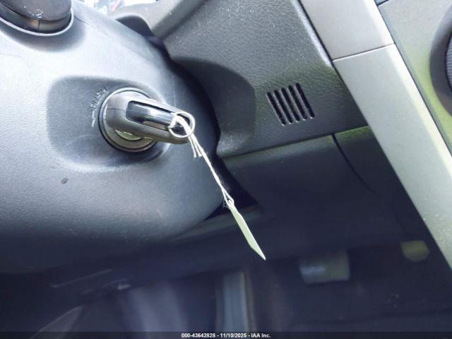 Toyota Corolla S Image 8