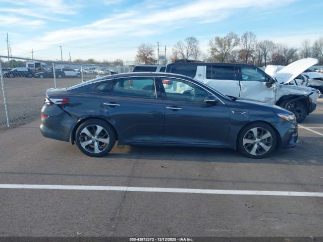 Kia Optima S Image 7