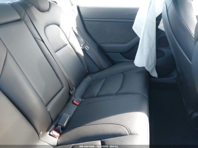 Tesla Model 3 Rear-wheel Drive Image 15