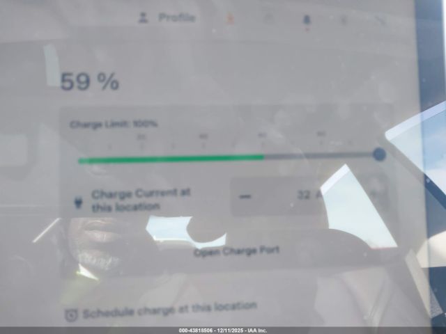 Tesla Model 3 Rear-wheel Drive Image 14