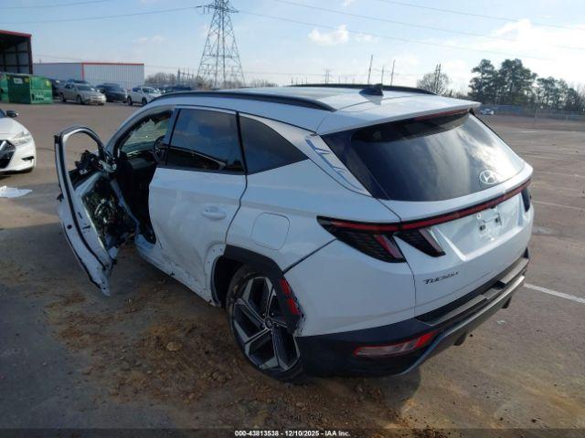 Hyundai TUCSON Limited Image 12