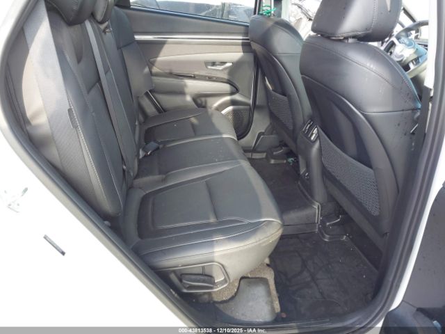 Hyundai TUCSON Limited Image 4