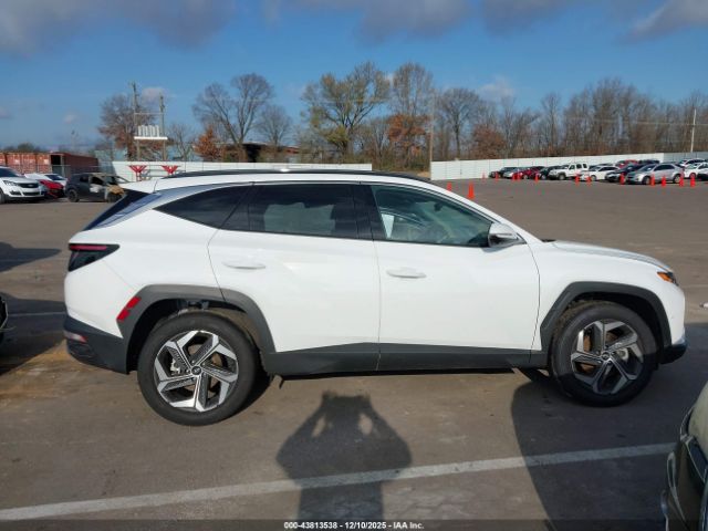 Hyundai TUCSON Limited Image 14