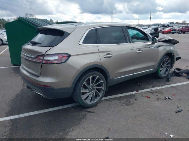 Lincoln Nautilus Reserve Image 10