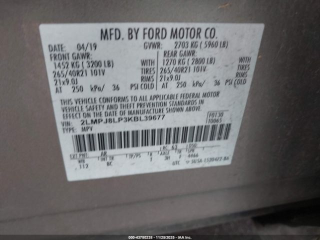 Lincoln Nautilus Reserve Image 6