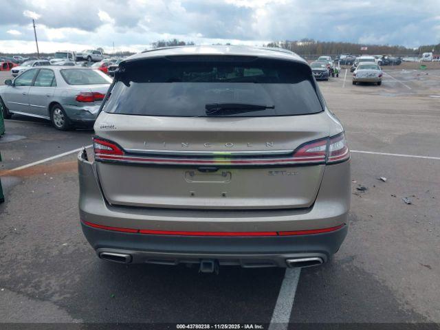 Lincoln Nautilus Reserve Image 15